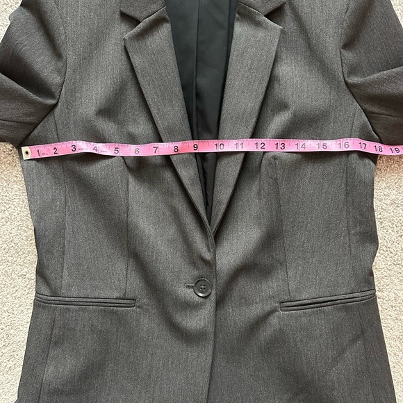 Express Blazer - Picture 4 of 5